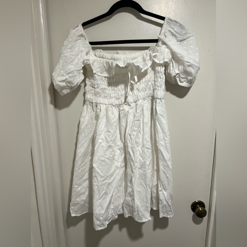 White boho puff sleeve dress